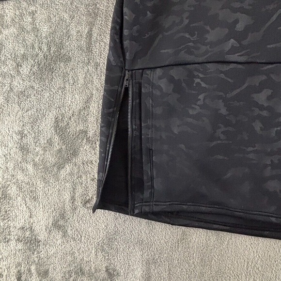 Fabletics Lotta Jacket 1X Black Camo Full Zip Zippered Sides Pockets No Hood - Picture 6 of 10